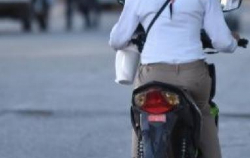 En Berazategui no podrán circular motos, ciclomotores y bicicletas con acompañantes