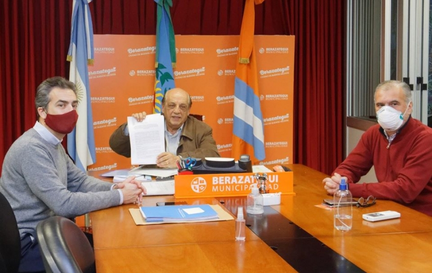 Mussi firmó la adhesión de Berazategui al programa “Primera Infancia”