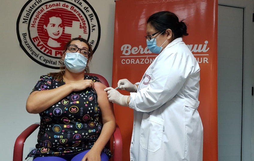 Empezó el plan de vacunación contra el coronavirus en Berazategui