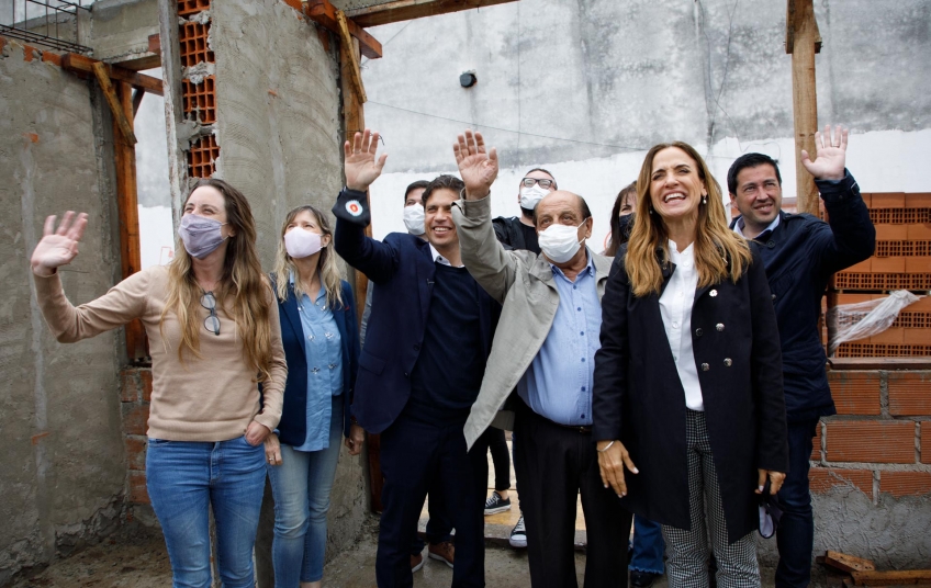 Berazategui: Kicillof, Mussi y Tolosa Paz visitaron la obra de un nuevo jardín de infantes