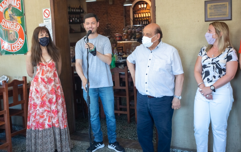 Berazategui reconoció al restaurante El Amanecer por su 73° aniversario