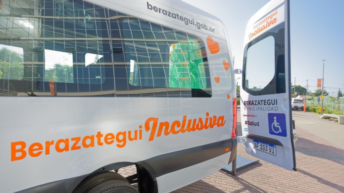 Nuevo Minibús para el Centro de Día para discapacitados motores severos