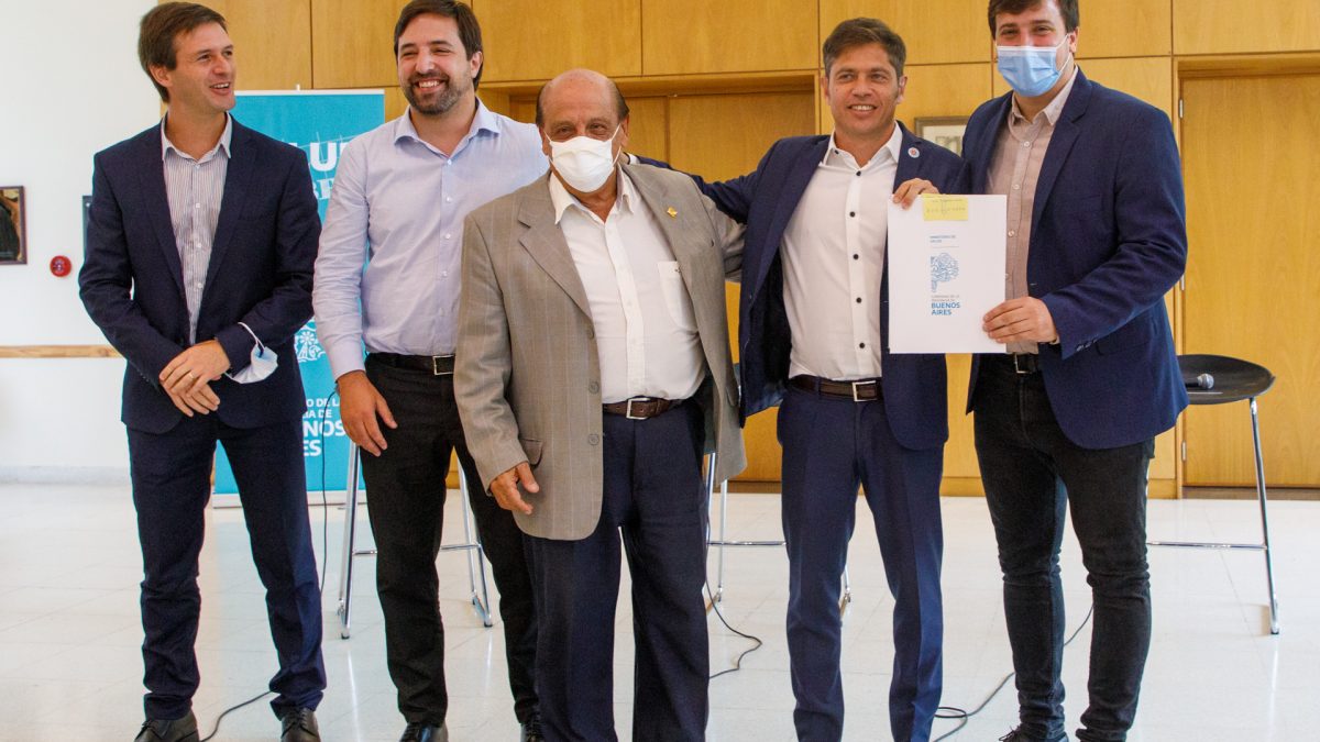 Mussi y Kicillof firmaron un convenio para realizar obras en el hospital de Berazategui