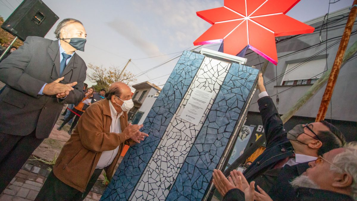 Se inauguró el monumento a la estrella federal en Berazategui
