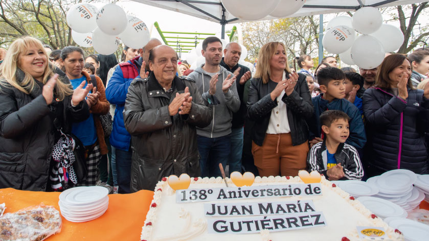 Gutiérrez festejó sus 138 años con la inauguración de la Plaza Carlos San Martín