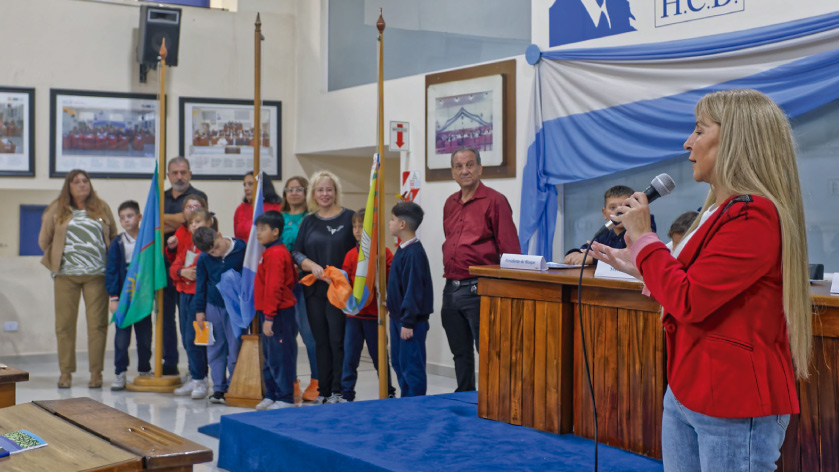 Niños y niñas de Berazategui juegan a ser concejales por un día y visitan el Edificio Municipal