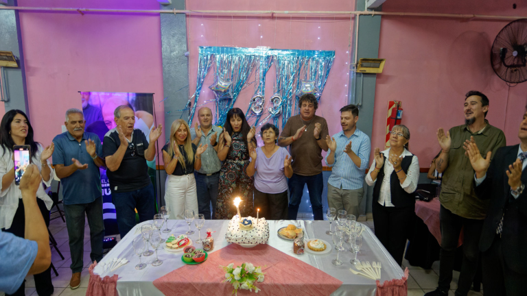 La Sociedad de Fomento Sevilla celebró sus 33 años junto a todo el barrio