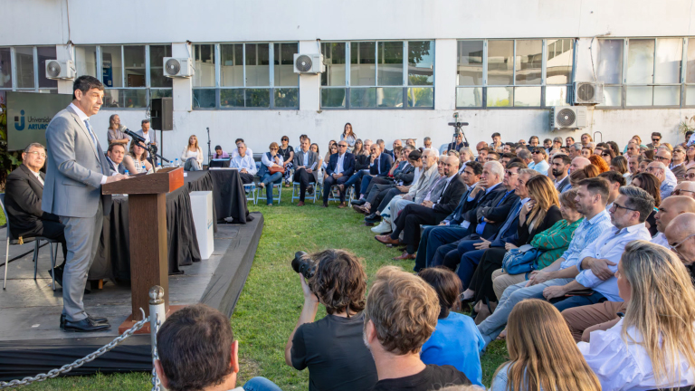Asumieron las nuevas autoridades de la Universidad Nacional Arturo Jauretche