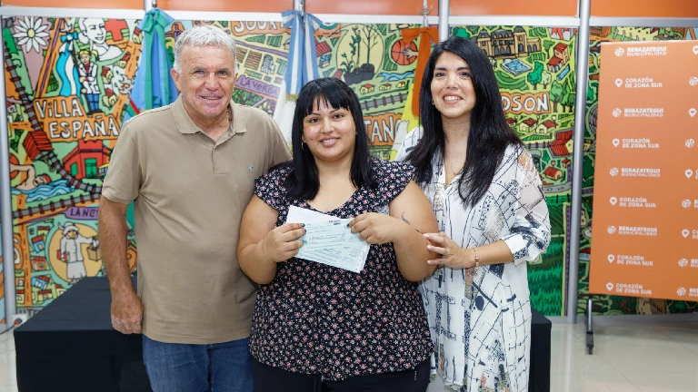 Berazategui: entrega de nuevos subsidios para mejoras habitacionales