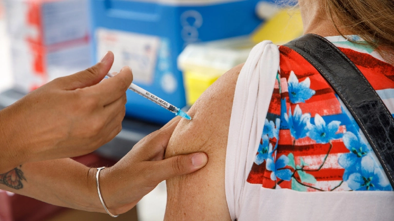 Campaña de Vacunación contra el Dengue para personas de 15 a 59 años