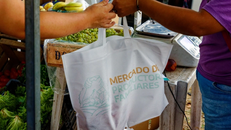 Mercado de Productores Familiares en Berazategui