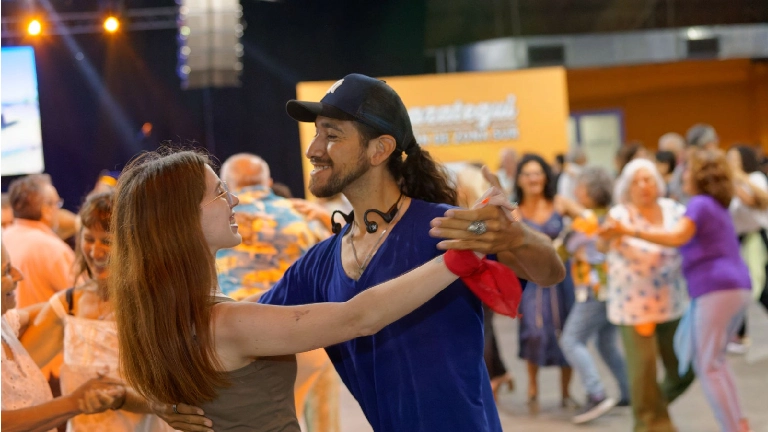 Comenzaron los tradicionales Patios de Tango y Folclore en Berazategui