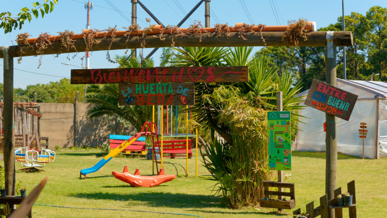 Este verano La Huerta de Bera sigue recibiendo a los vecinos y vecinas