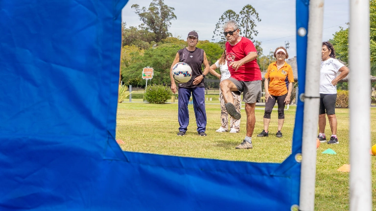 Personas mayores de Berazategui se preparan para los Juegos Bonaerenses