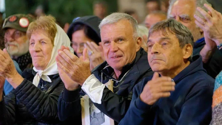 Berazategui no olvida: se realizó la 4ta Vigilia por la Memoria, Verdad y Justicia