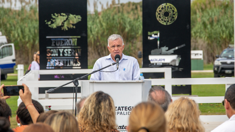 Berazategui homenajeó a los héroes de Malvinas 