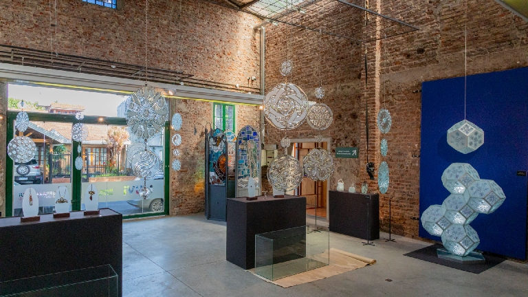 Osvaldo Pontecorvo presenta “El legado. Identidad tallada” en Berazategui