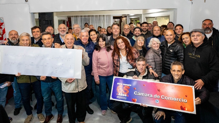 Carlos Balor presentó un proyecto de renovación de veredas para Berazategui Oeste