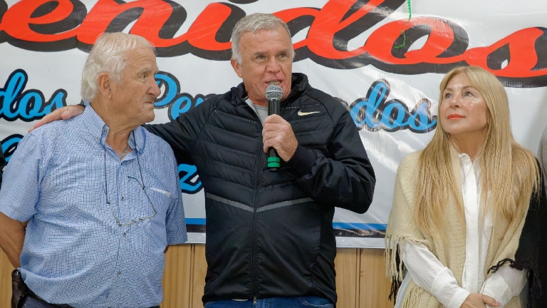 Carlos Balor visitó el Centro de Jubilados Juan María Gutiérrez
