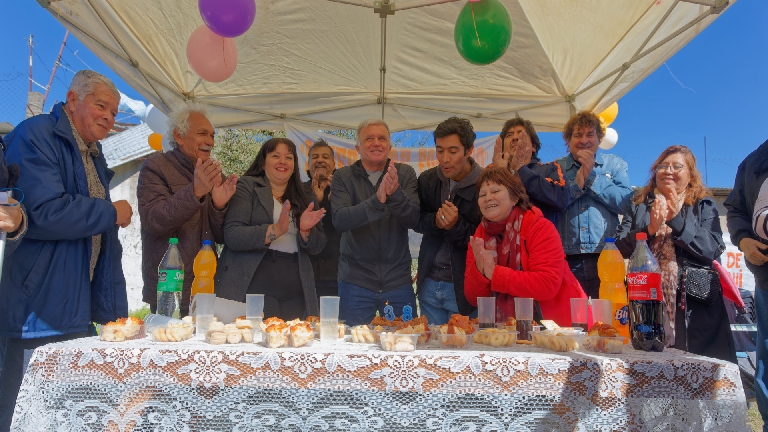 La Sociedad de Fomento Barrio 1° de Mayo festejó sus 38 años