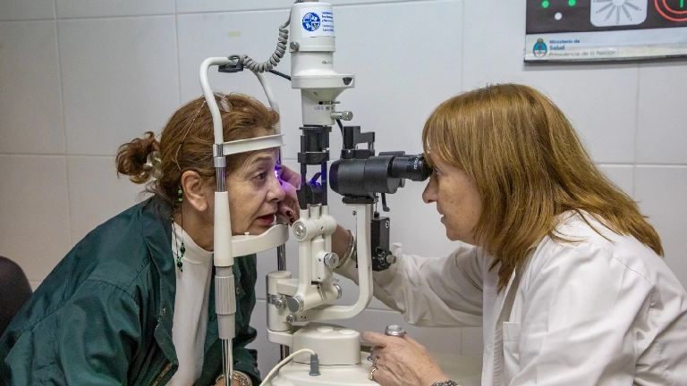 Se hizo una Campaña gratuita de detección de Ojo Seco en Berazategui