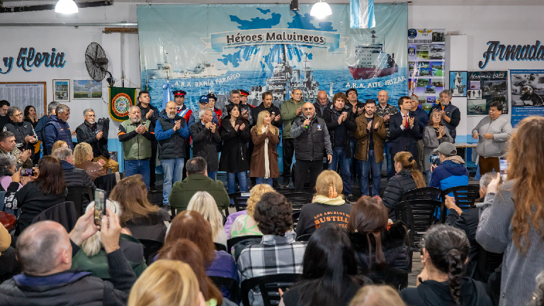 Berazategui reafirmó los derechos argentinos sobre las Islas Malvinas con un conmovedor homenaje