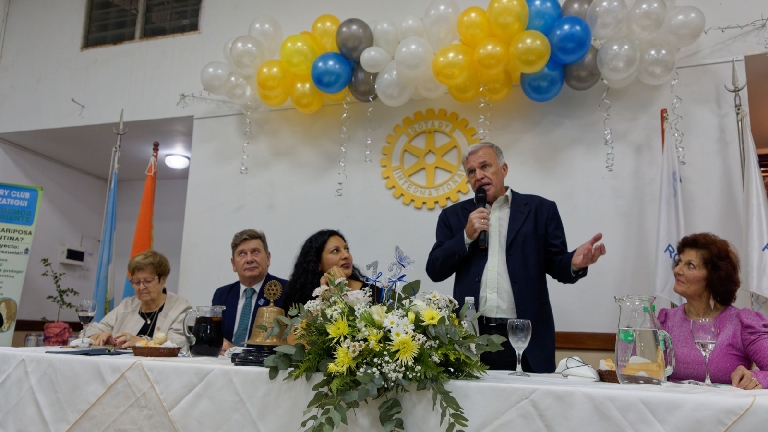 Carlos Balor acompañó al Rotary Club de Berazategui en su 72° aniversario