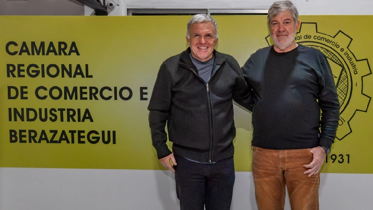 Carlos Balor visitó la Cámara Regional de Comercio e Industria de Berazategui