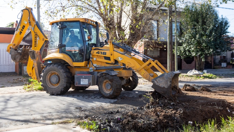 Más obras de saneamiento mejoran la calidad de vida de los vecinos y vecinas