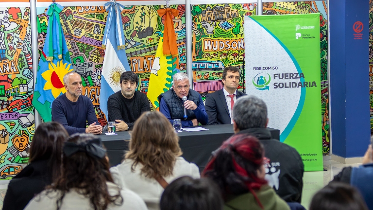 Carlos Balor presentó línea de créditos bonaerense para cooperativas y entidades públicas de Berazategui
