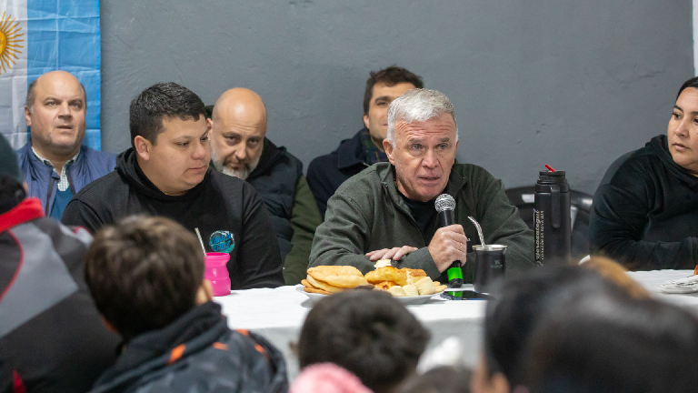 Carlos Balor: “Vamos a seguir trabajando firmemente por nuestros vecinos”