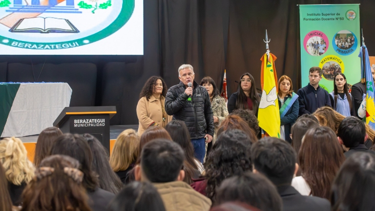 Carlos Balor: “Desde el Municipio de Berazategui seguiremos avanzando en la ampliación del ISFD N° 50”