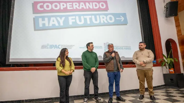 Carlos Balor fortalece el trabajo y desarrollo de las cooperativas de Berazategui