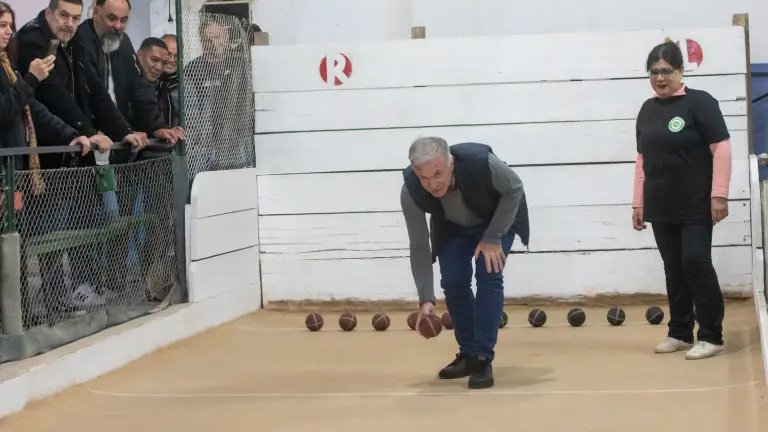 Carlos Balor encabezó la apertura del Torneo de Bochas “Juan José Mussi”