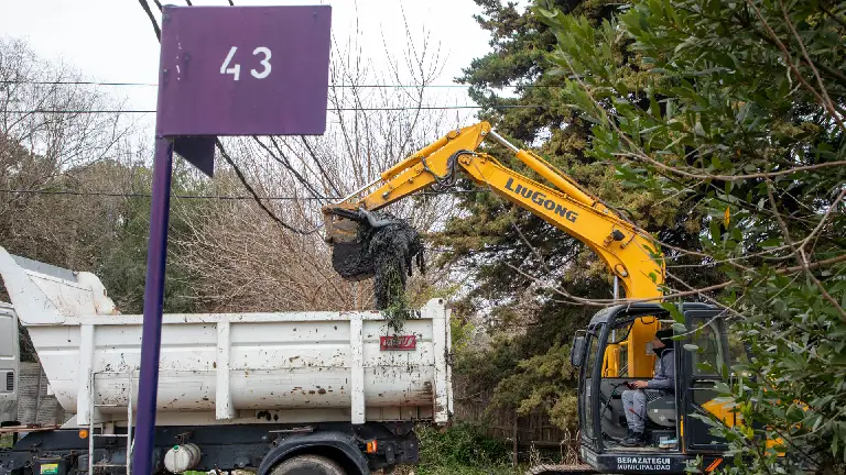 El Municipio refuerza las tareas de saneamiento para evacuación del agua