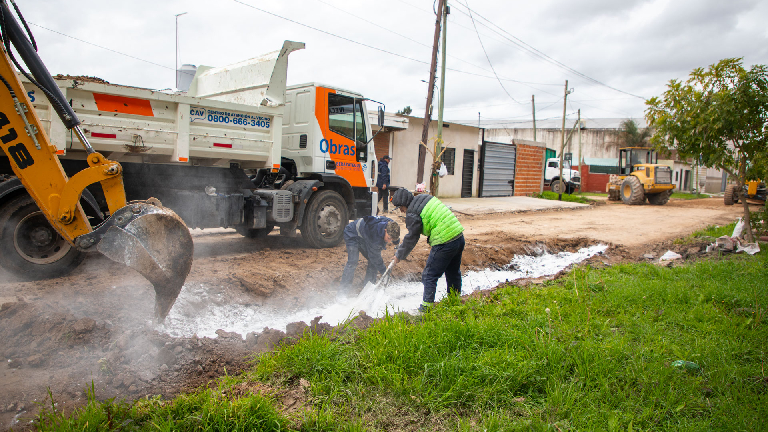 Berazategui sigue mejorando sus calles con obras financiadas por el Municipio