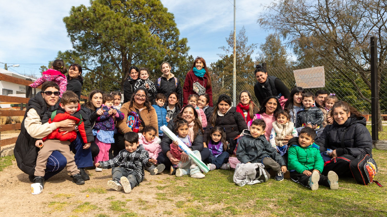 Berazategui: aprender a cuidar animales de compañía desde la infancia