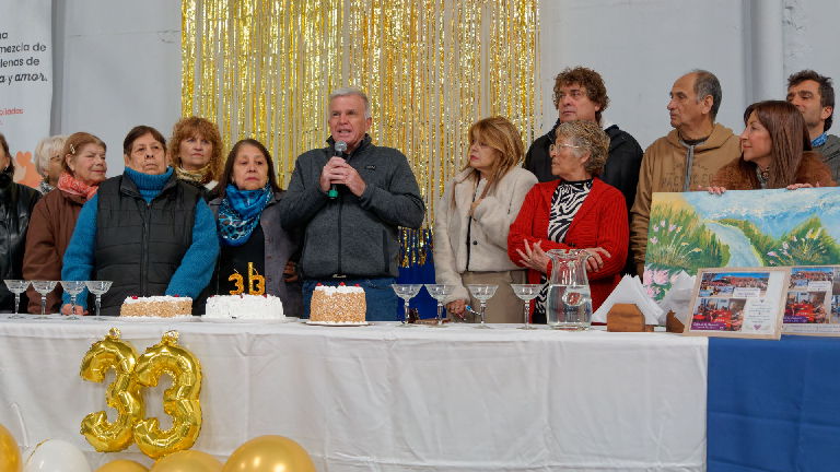El Centro de Jubilados 12 de Octubre festejó su 33° aniversario