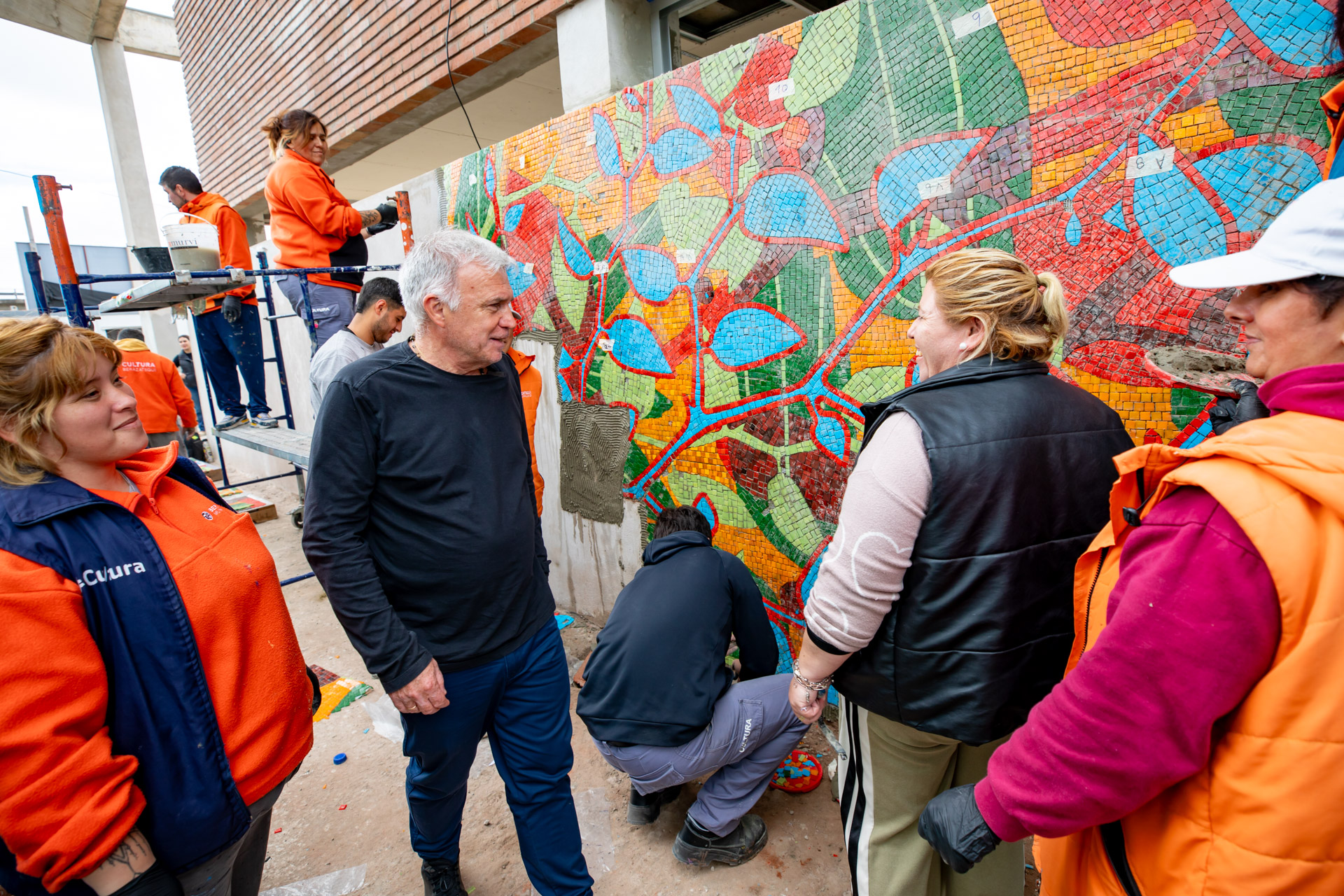 Carlos Balor recorrió la obra del Centro Cívico Municipal El Pato