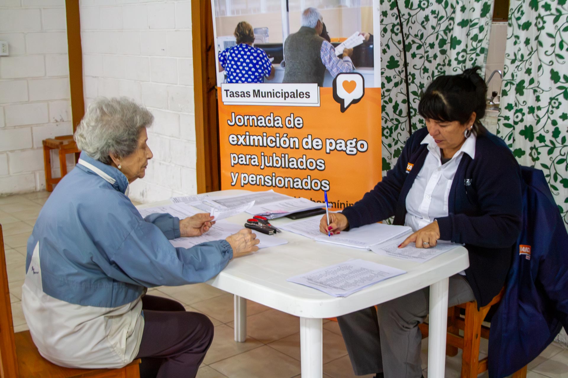 El Municipio acerca la gestión de eximiciones de tasas a los barrios