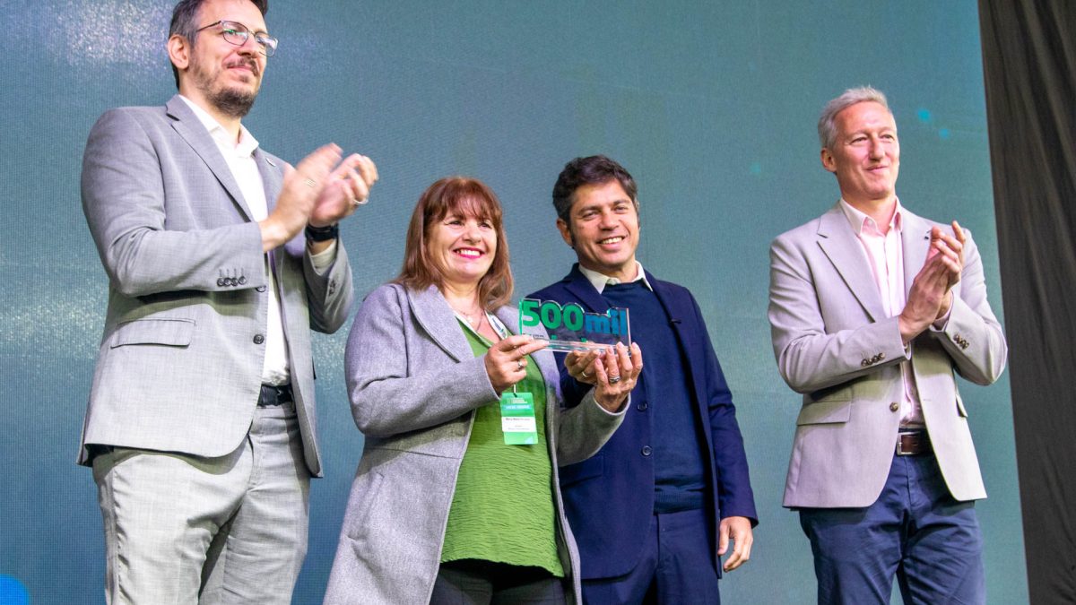 Se entregó el crédito N° 500.000 de Provincia Microcréditos